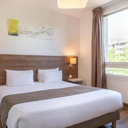 Adagio Access Grenoble Hotel 3*